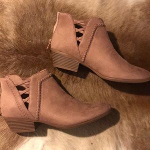 Mauve Booties